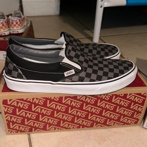 Men’s vans classic slip on